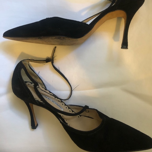 Manolo Blahnik Pointy Toe Strappy Black Heel - Picture 3 of 6